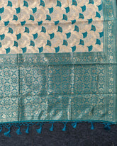 SC3020 - Linen Saree With Foil Weaving And Copper Stone